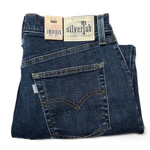 NWT Levi’s Silver Tab High-Waisted Mom Jean 31 x 27